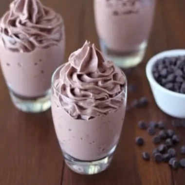 Easy 3-Ingredient Chocolate Mousse dessert in a glass