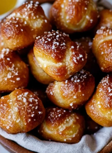Delicious sourdough pretzel bites made from yeast-free sourdough discard.
